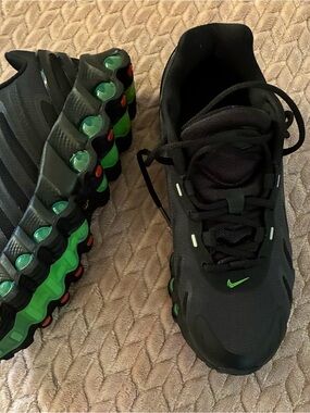 Nike Air Max Dn8 in the Black/Green Strike